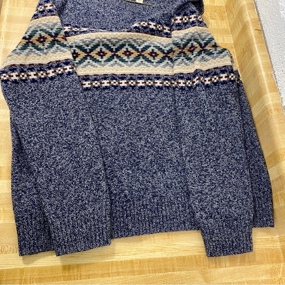 Brooks brothers Aztec pattern Italian yarn Sweater - Picture 8 of 10